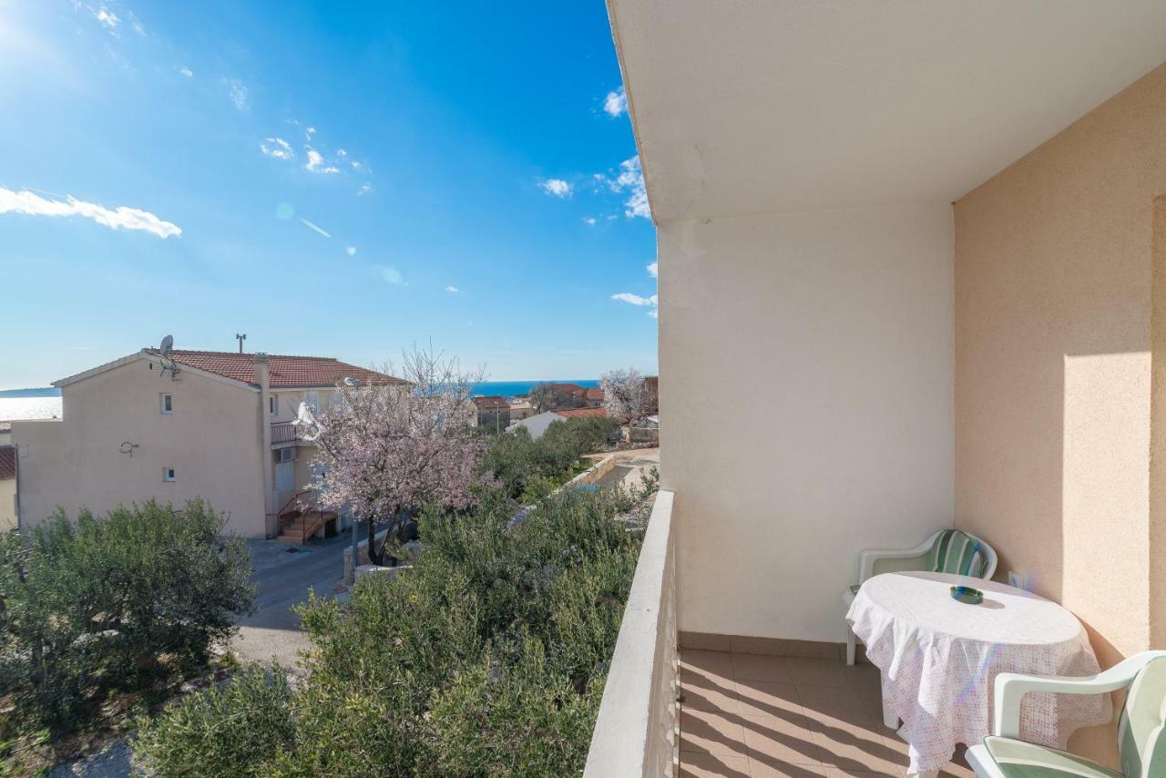 Olive Gardens Apartment Primošten Exterior foto